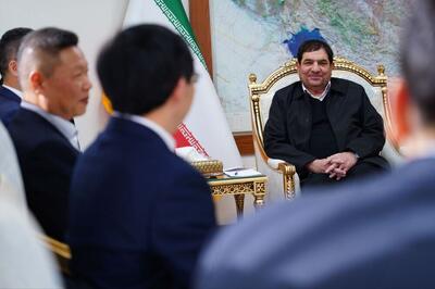  دستیار رهبری انقلاب: بسته‌های اقتصادی میان ایران و چین زودتر اجرا شوند