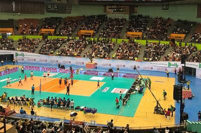 بودجه برای تعمیر سقف ۱۲ هزار نفری نداریم