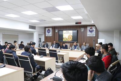 حسین‌زاده: هر کاری که مروج بی عدالتی در بین استان ها باشد ممنوع است 