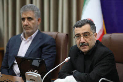  معاون تحقیقات و فناوری وزارت بهداشت: دانشجویان موتور تولید علم هستند