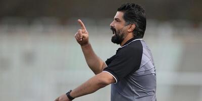 پیروز قربانی: از امثال کوثری و فردوسی پور به خیابانی رسیدیم!/ فوتبالیست‌ها هرچه باشند مفت‌خور نیستند!