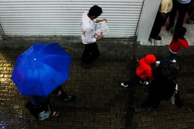  بارش متناوب برف و باران در تهران/ کاهش دما تا ۶ درجه