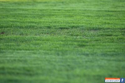 عکس ؛ کیفیت بد چمن ورزشگاه شهرقدس در دیدار پرسپولیس و آلومینیوم