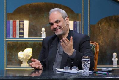 فیلم/ واکنش خیابانی به اظهارات جنجالی‌اش درباره فوتبالیست‌ها - پارس فوتبال