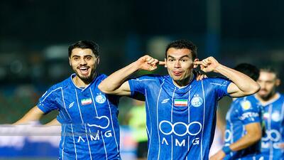 مدافع استقلال محروم شد - پارس فوتبال