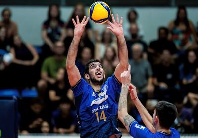 سومین پیروزی متوالی یاران کریمی در لیگ والیبال برزیل - پارس فوتبال