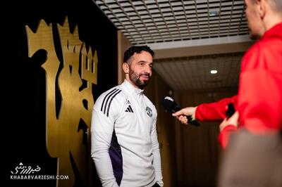 سرمربی چراغ سبز نشان داد: اگر این بازیکن بخواهد از تیم برود مشکلی ندارم - پارس فوتبال
