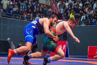 مراد محمدی: از دیدن حسن یزدانی شوکه شدم/ با روسیه تفاوت زیادی نداریم - پارس فوتبال