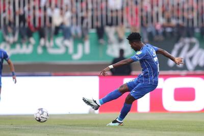 استوری جدید اندونگ؛ واکنش غیرمنتظره هافبک گابنی به شایعه جدایی از استقلال / عکس - پارس فوتبال