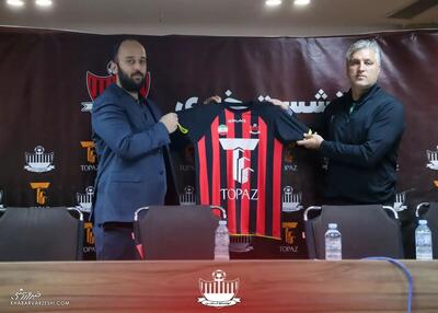 هوشیار باشید: تب تند مشهدی‌ها خیلی زود عرق می‌کند... - پارس فوتبال