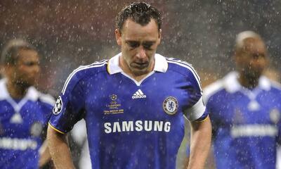 جان تری: بعد از فینال مسکو به خودکشی فکر کردم؛ بعد از ۱۷ سال هنوز آن خاطرات تلخ دست از سرم برنمی‌دارد - پارس فوتبال