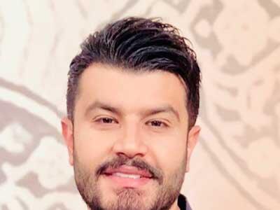 لحظه زمین‌ خوردن پیمان طالبی مجری شبکه ۳ روی سن + فیلم - سلام نو