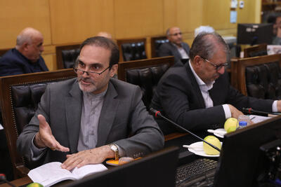 قاسمی: رهاشدگی بازار ارز و طلا نقدینگی را از تولید دور کرده است