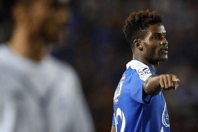 استقلال نمی‌تواند با اندونگ قرارداد ببندد