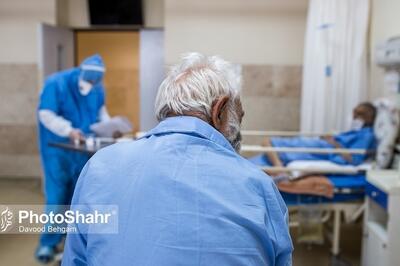کمر بازنشستگان زیر تیغ هزینه‌های درمان خم شد | بازنشستگان دارایی‌های خود را می‌فروشند تا پول دوا و دکتر فراهم شود