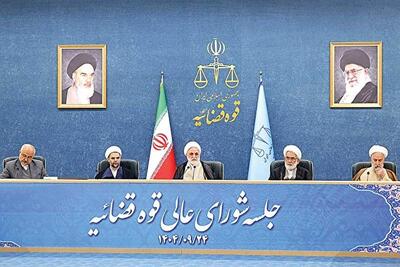 موضوع ارز را رها نکنید | سیاست روز