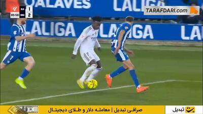 برخورد مشکوک در محوطه جریمه آلاوس و خطا روی وینیسیوس جونیور که داور اعتقادی به پنالتی نداشت (آلاوس 1-2 رئال مادرید)