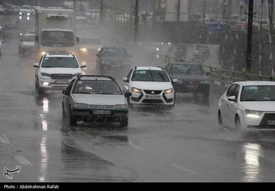 هشدار پلیس‌راه استان کرمان به رانندگان؛ از احتمال انسداد محورها تا لزوم به همراه داشتن زنجیر چرخ - تسنیم