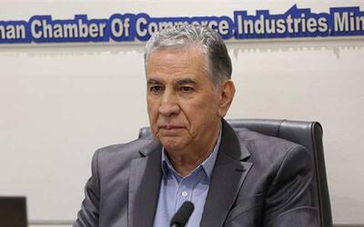 کاهش ۴۰ درصدی مصرف بنزین در روز اول اجرای طرح سه نرخی بنزین/ وضعیت ذخایر کالا‌های اساسی کشور مناسب است