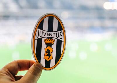 یووه به تتر فروخته نشد، سهامش جهش کرد!