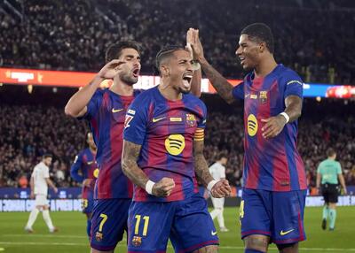 رافینیا گفت: تا CL نگیرم از بارسا تکان نمی‌خورم