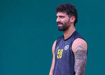 دانشگر در مورد درگیری جنجالی: پرسپولیسی نبود!