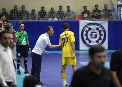 حمید بی غم: تاکتیک قدیمی، یار اضافه!