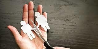 آن شب شوم مست بودیم که قاسم بالای سرم آمد