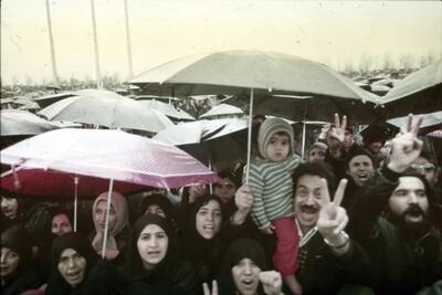  تصویری از بزرگداشت اولین سالگرد پیروزی انقلاب در میدان آزادی