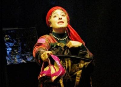 لنگه کفش‌های سیبیلندرلا/ کفش خوش‌بختی؛ رؤیای محال یا دست یافتنی؟