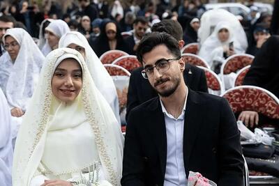 جشن ازدواج ۲۵۰ زوج دانشجو در دانشگاه تهران (فیلم)