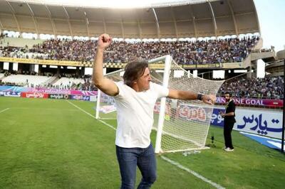 ساپینتو شاکی شد؛ یک بازیکن دیگر در مسیر آقاسی