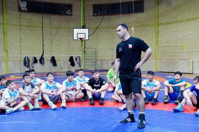  دعوت محمدصدرا زاهد به اردوی تیم ملی کشتی فرنگی نونهالان کشور