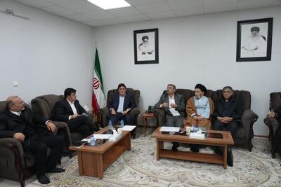  بررسی طرح‌های توسعه لرستان برای سفر آتی رئیس‌جمهور در نشست  مشترک استاندار و مجمع نمایندگان استان