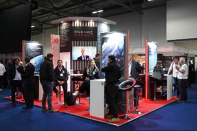 اقتصاد فضا روی ریل نمایشگاه‌های جهانی؛ از لندن تا رم، بازار جدیدی فراتر از زمین شکل می‌گیرد