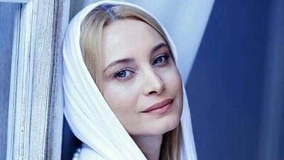 مریم کاویانی در 55 سالگی با اکسسوری‌های خیره‌کننده همه را شوکه کرد!