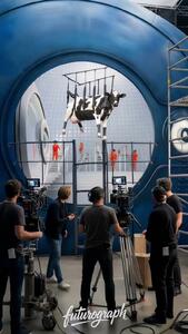 پشت صحنه فیلمبرداری از صحنه های عجیب فیلم کارخانه شکلات سازی