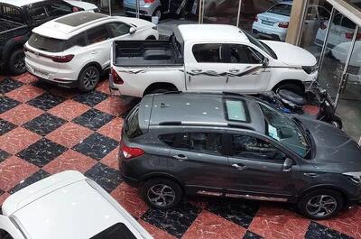 بازار خودرو بهشت دلال‌ها شد