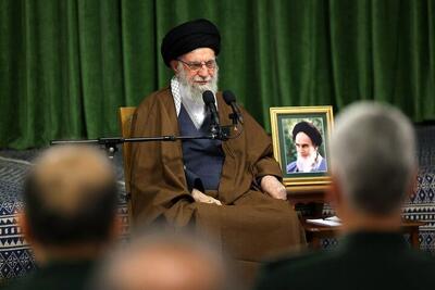 رهبر انقلاب: تقلیل انگیزه‌های شهدا به احساسات، ظلم به اشخاص و حادثه‌ی جنگ است.