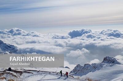 نمای برفی قله دماوند و پوشش برف در قله توچال