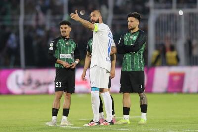 بازگشت روزبه به ترکیب استقلال؛ اشتباهاتِ کلکسیونی!