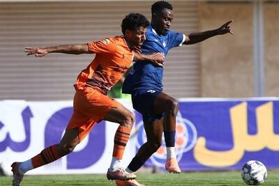 مهاجم گل‌گهر ایران را ترک کرد