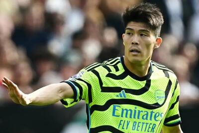 رسمی؛ مدافع سابق آرسنال به آژاکس پیوست