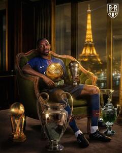 عثمان دمبله بهترین بازیکن سال ۲۰۲۵ فیفا شد