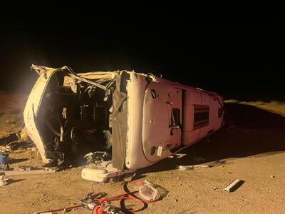 جزئیات حادثه مرگبار اتوبوس مسافری در اصفهان | اتوبوس وارد لاین مخالف شد و...