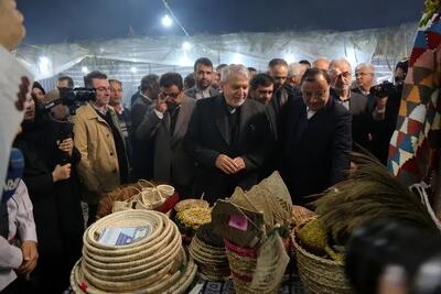  صالحی‌امیری از قلب فرهنگ‌های بومی ایران بازدید کرد/ روایت میدانی وزیر میراث‌فرهنگی از ظرفیت‌های روستایی و عشایری جشنواره بین‌المللی اقوام