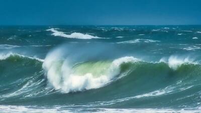  بندر حقانی بندرعباس و بندر شهید ذاکری قشم تعطیل شد