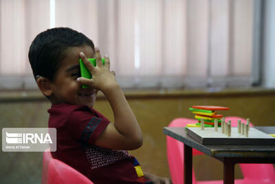 مراکز روزانه افراد بالای ۱۴ سال دارای اوتیسم برای نخستین بار مجوز می‌گیرند