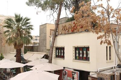 «بزم پادشاه پروانه» از فردا روی صحنه می‌رود/ پیش‌نشست سمینارهای تئاتر فجر