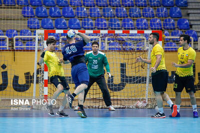  سپاهان در جست‌وجوی بازگشت/ تقابل طلایی‌پوشان و پرواز در نقش‌جهان